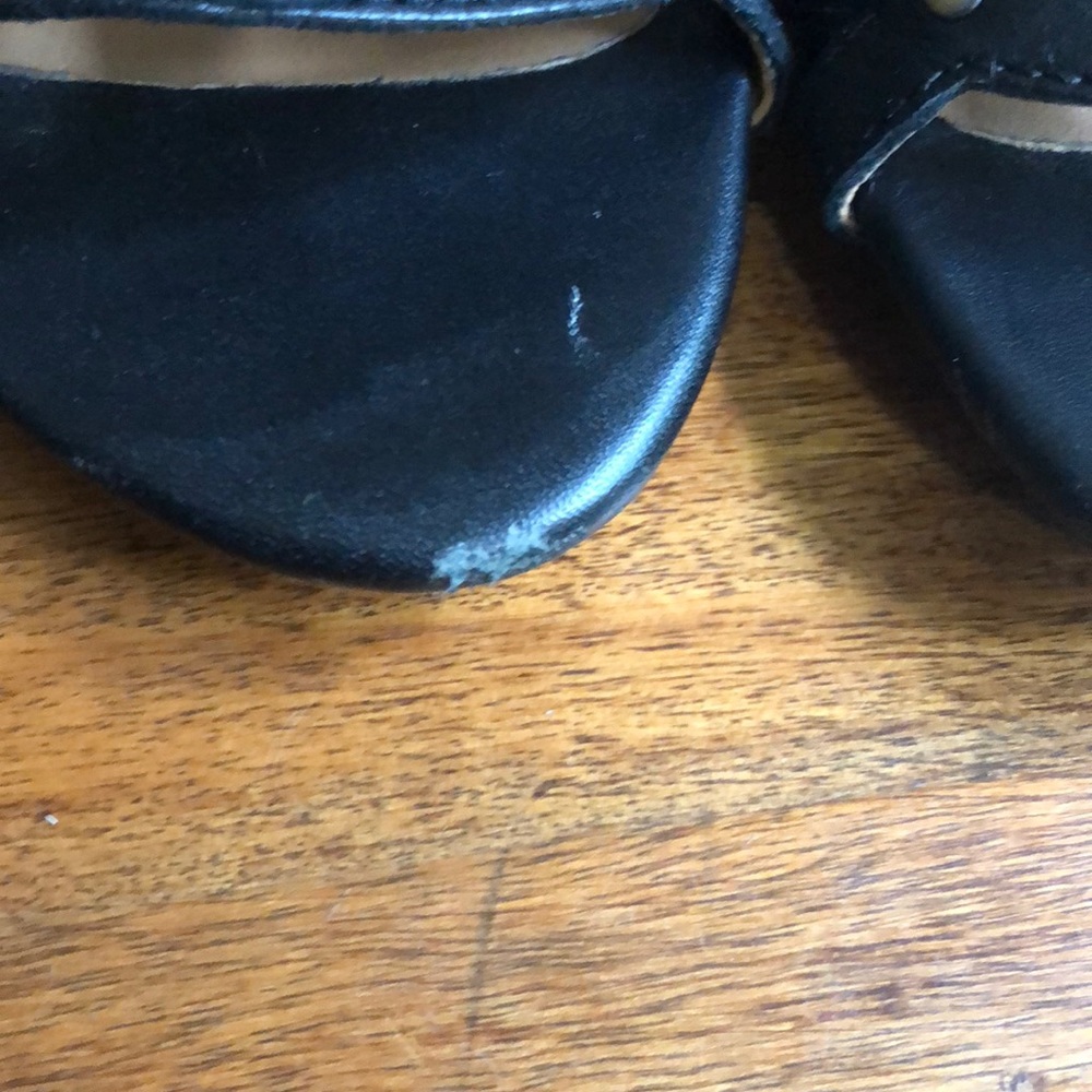 Clark’s black sandal - Picture 4 of 7